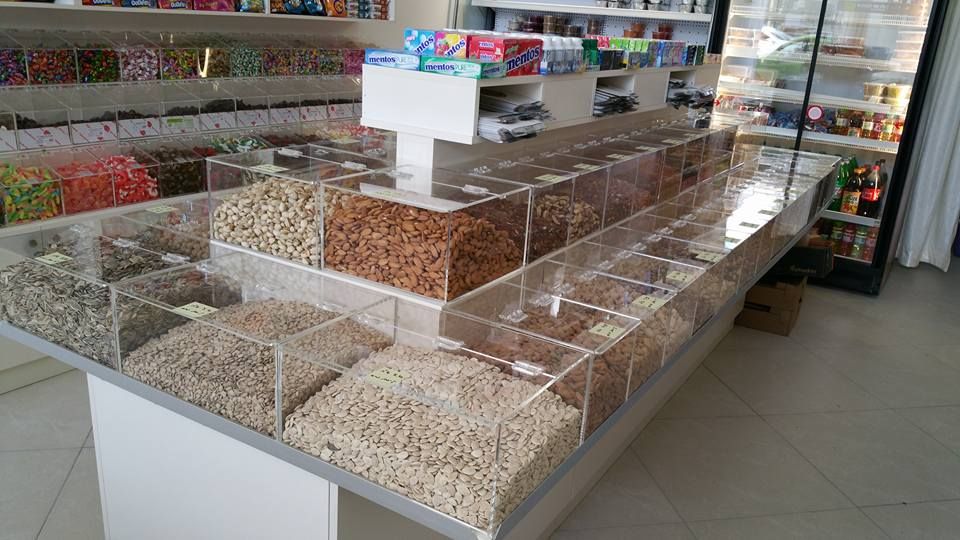 קופסאות פרספקס לחנויות פיצוחים